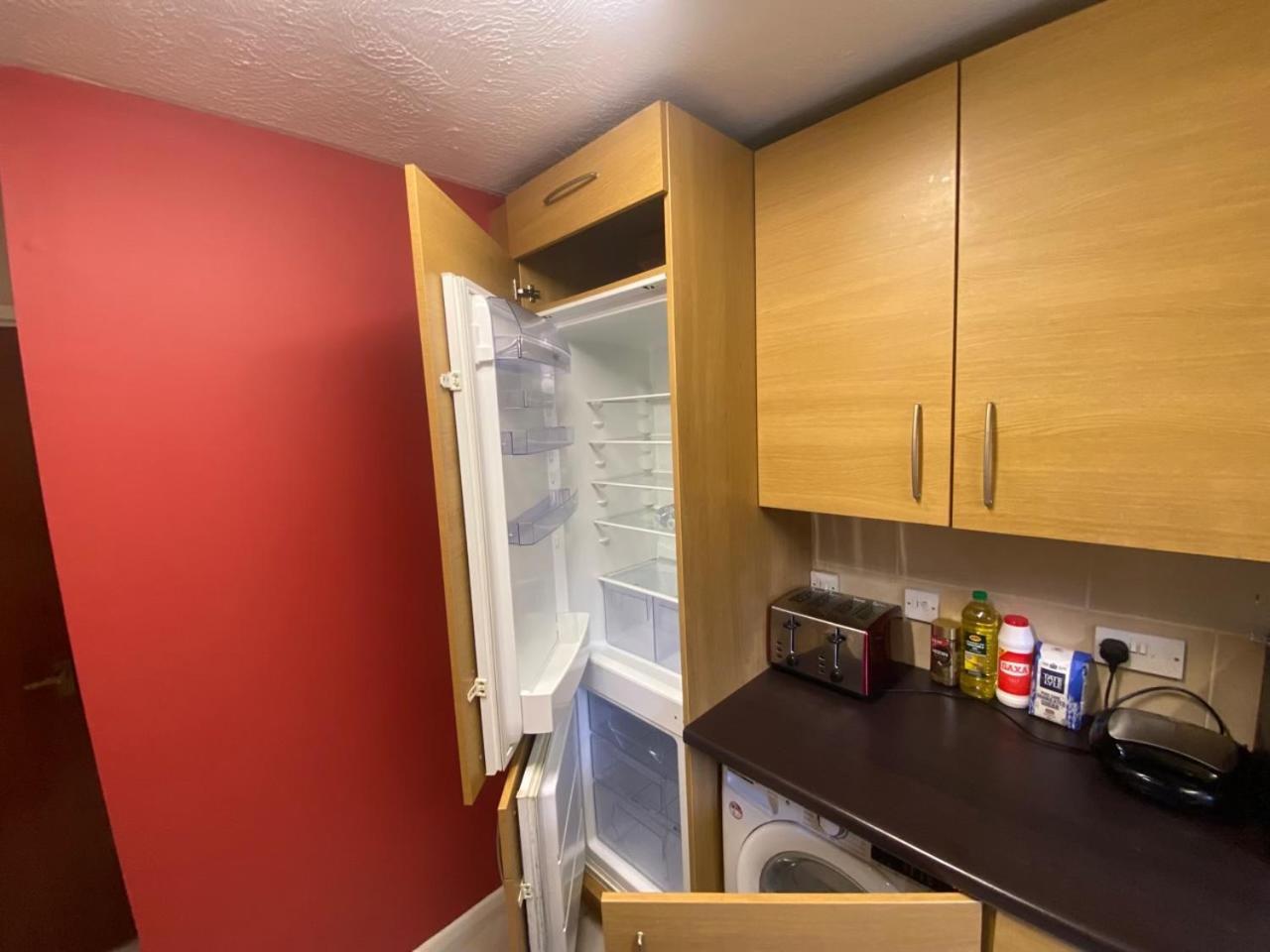Stunning 2 Bedroom With Garden Sleep 6 London Bagian luar foto